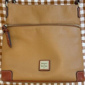 Dooney & Bourke pebbled leather shoulder bag